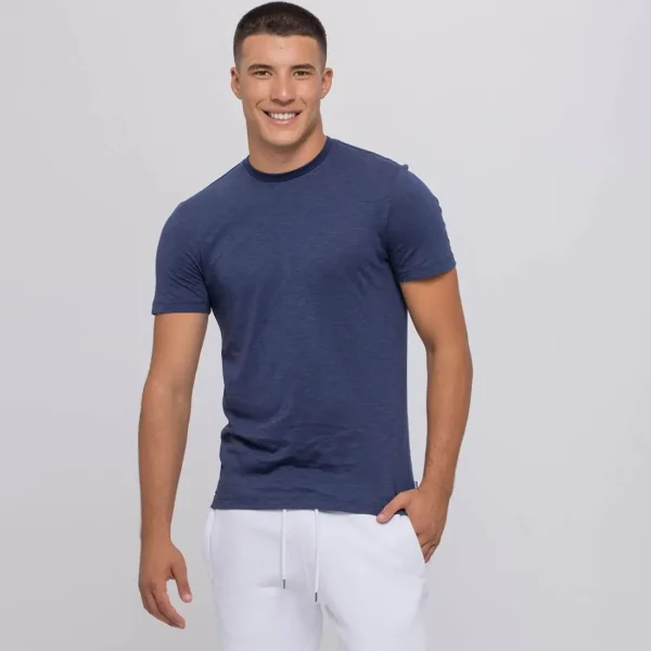 חולצה ממותגות - כחולה