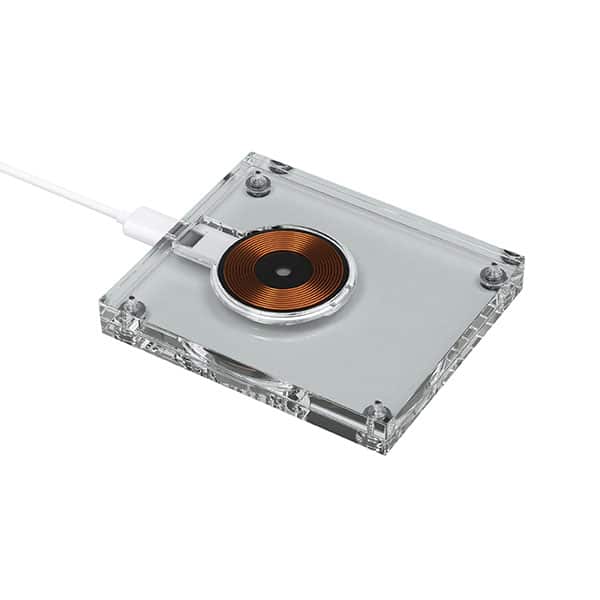 מטען שולחני אקרילל